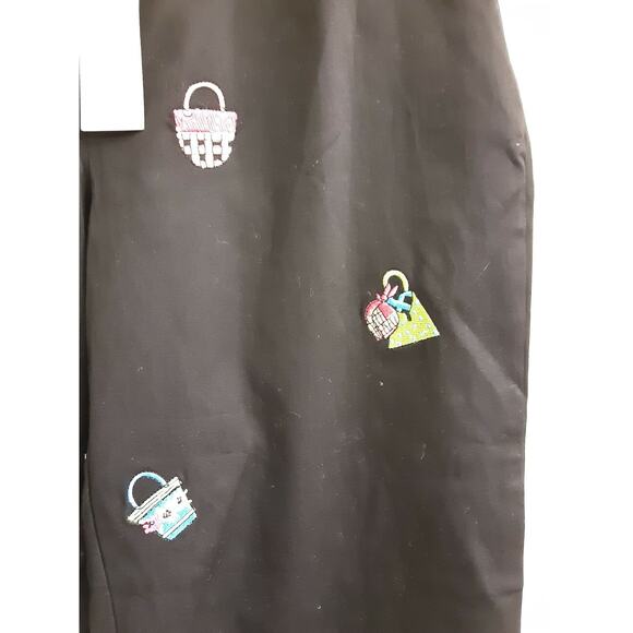 Autograph New York Pants, Women's Size 8 Capris Black With Embroider Baskets NWT - Picture 2 of 6